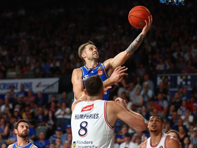 Nathan Sobey drives to the hoop. Picture: Chris Hyde/Getty Images