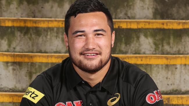 Peta Hiku is the latest star to head west.