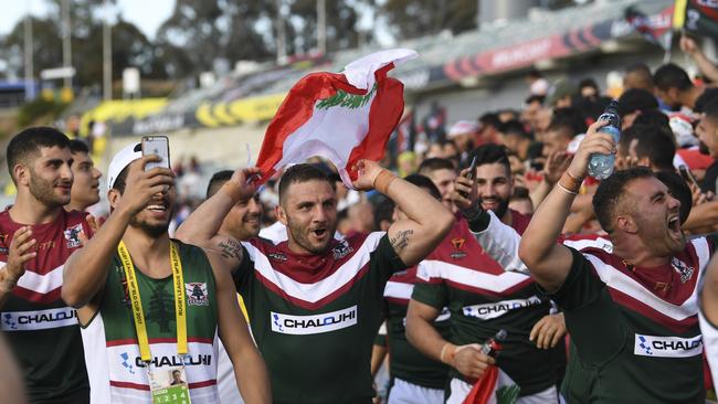 Robbie Farah with teammates during the 2017 World Cup. Picture: AAP