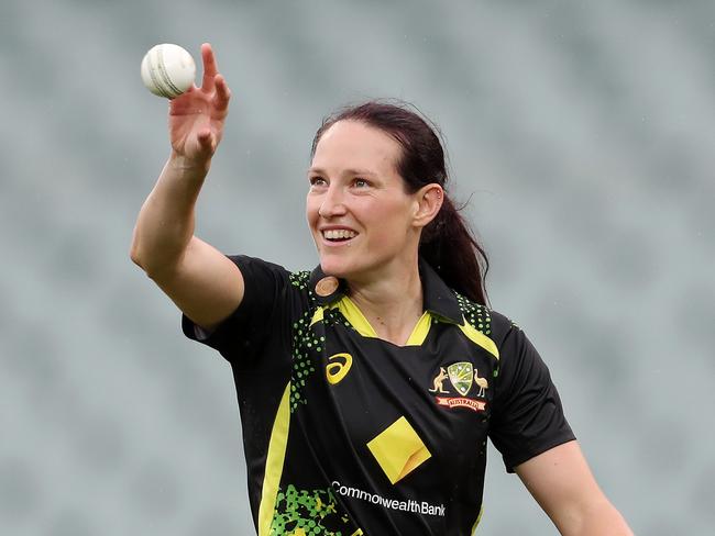 ADELAIDE, AUSTRALIA - JANUARY 22:  Megan Schutt of Australia during the second match in the Women's Ashes Series between Australia and England at Adelaide Oval on January 22, 2022 in Adelaide, Australia. (Photo by Sarah Reed/Getty Images)