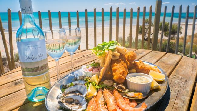 The Caledonian Inn’s seaside lunch. Picture: SATC