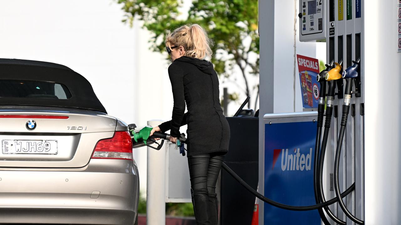 The average Australian spent $192.63 on petrol in June. NCA NewsWire / Dan Peled