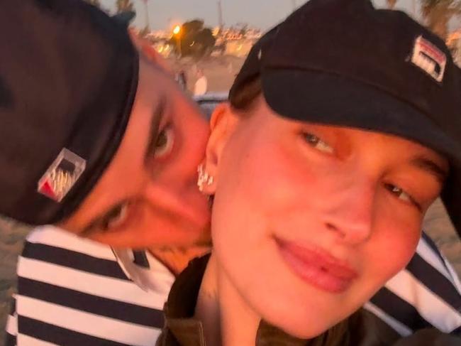 Justin Bieber Kisses Wife Hailey's Neck in Selfie Following Recent Rumors About Marriage Trouble. picture : Instagram