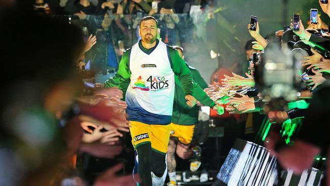 Andrew Bogut heads out on to the court. Picture: Mark Stewart