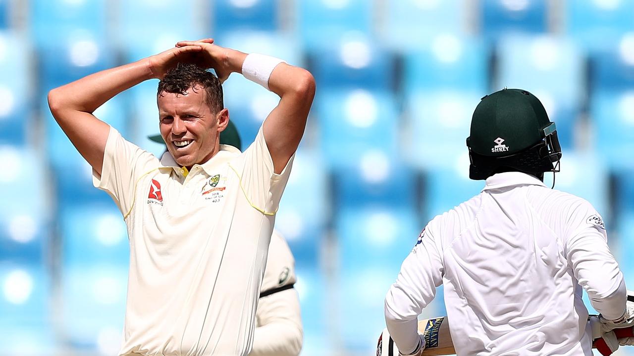 Stuart MacGill has called on Australia’s bowlers to be more aggressive.