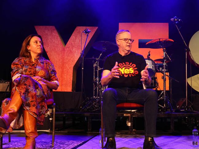 SYDNEY, AUSTRALIA - NewsWire Photos SEPTEMBER 28 2023. Prime Minister of Australia Anthony Albanese attends The West Says Yes event at The Factory Theatre in Marrickville, in support of the indigenous voice to parliament. PICTURED on stage with Yes Campaign co-chair Rachel Perkins and journalist Ray Martin. Picture: NCA NewsWire / Max Mason-Hubers