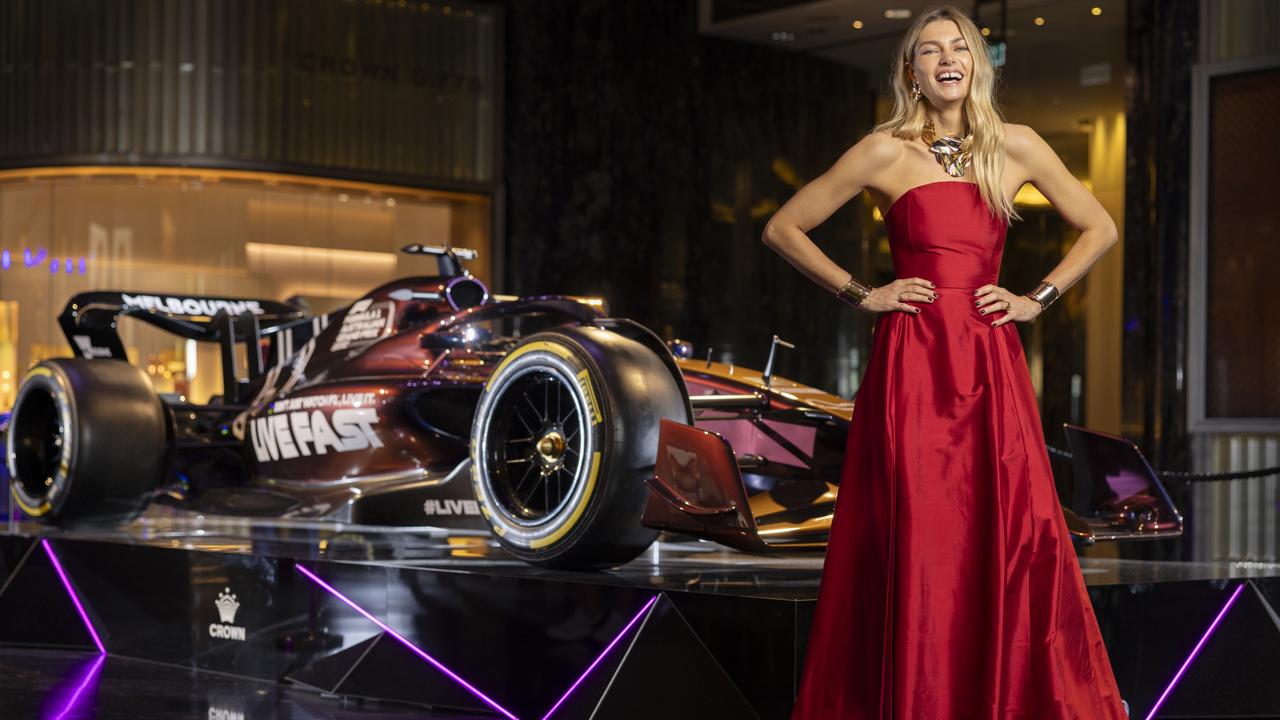 Love of cars saw Melbourne model Jess Hart meet racing driver James ...