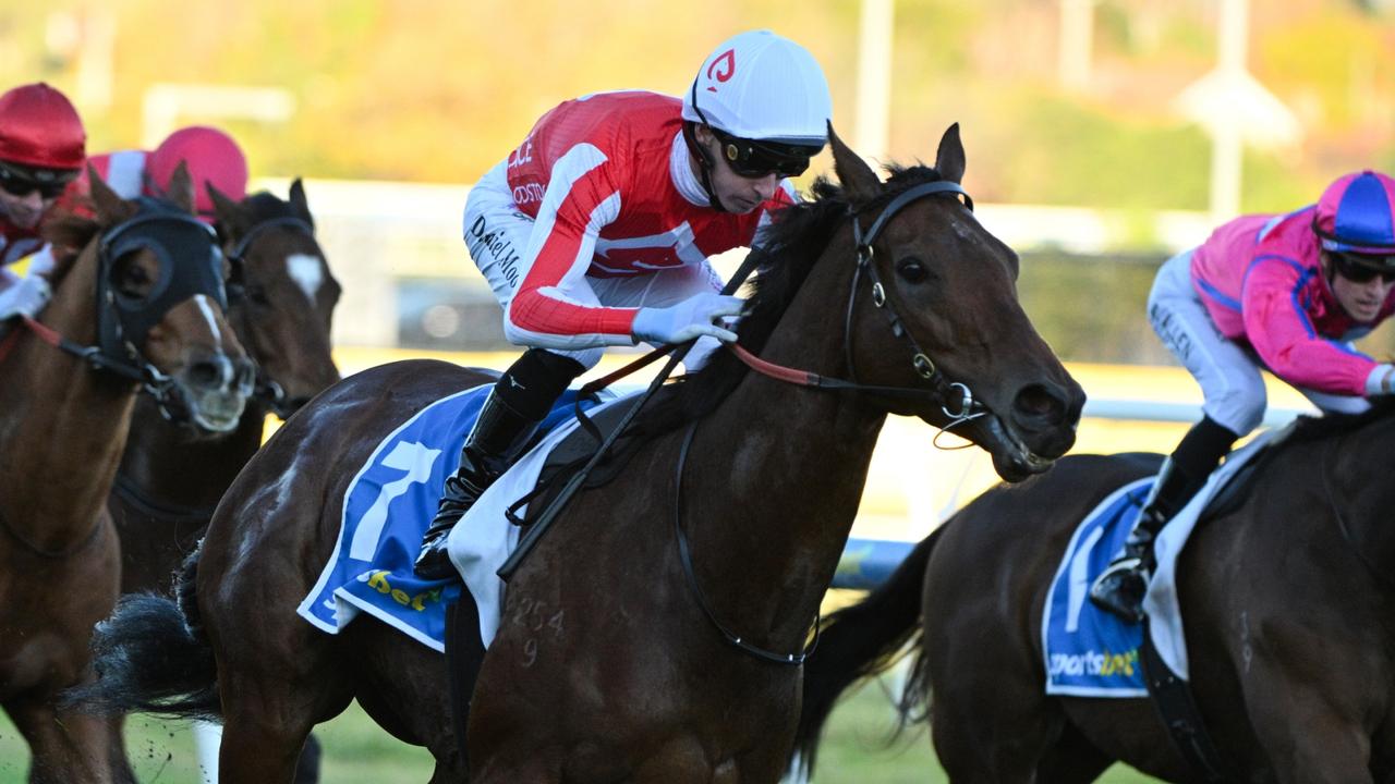 Niance returns in style after mystery skull fracture