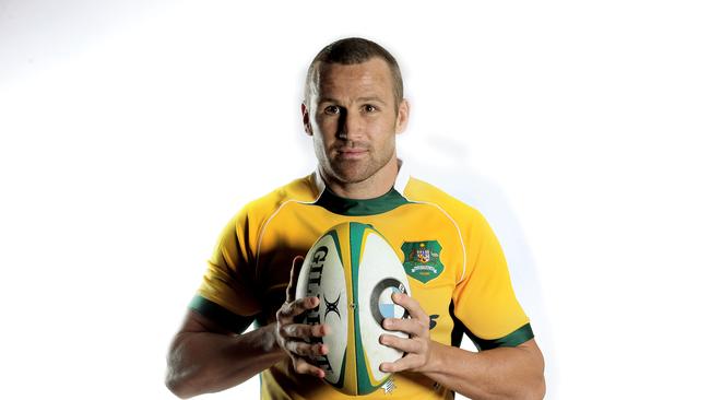 Matt Giteau will make his Wallabies return on Saturday night.