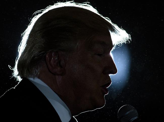 TOPSHOT - Republican Presidential hopeful Donald Trump speaks during a rally March 13, 2016 in West Chester, Ohio. / AFP PHOTO / Brendan Smialowski