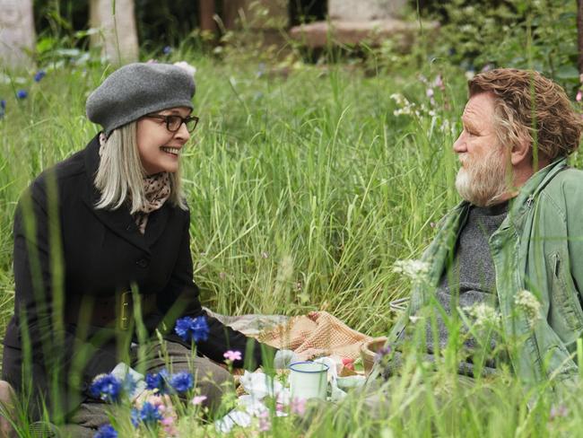 Emily Walters (played by Diane Keaton) and Donald Horner (Brendan Gleeson) in a scene from film HAMPSTEAD, directed by Joel Hopkins. In cinemas August 17. An Entertainment One Films release.