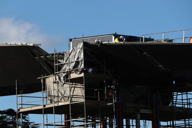 Construction of the Bridge of Remembrance across the Tasman Highway in Hobart. Picture: NIKKI DAVIS-JONES