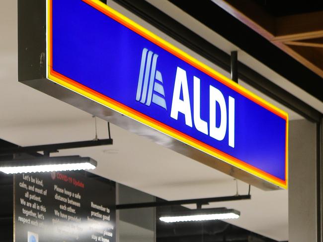 SYDNEY, AUSTRALIA - NewsWire Photos MAY 23, 2021: A shopper is seen leaving Aldi with a shopping bag in Sydney, Australia. Picture: NCA NewsWire / Gaye Gerard