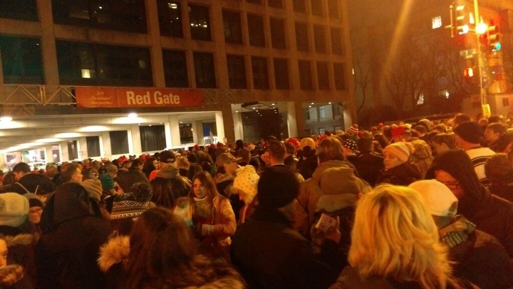 Crowds waiting to go into the National Mall . Picture: Laura Telford