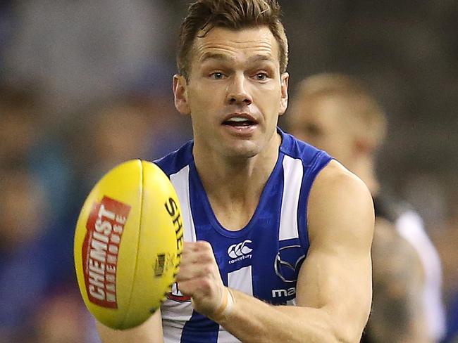 AFL Round 22. 17/08/2019. North Melbourne v Port Adelaide at Marvel Stadium .  Shaun Higgins of the Kangaroos 1st quarter    . Pic: Michael Klein