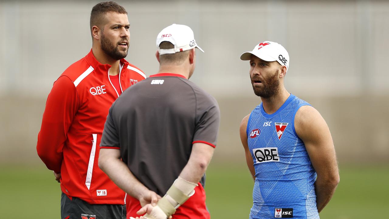 Lance Franklin and Jarrad McVeigh talk to Steve Johnson at training last month