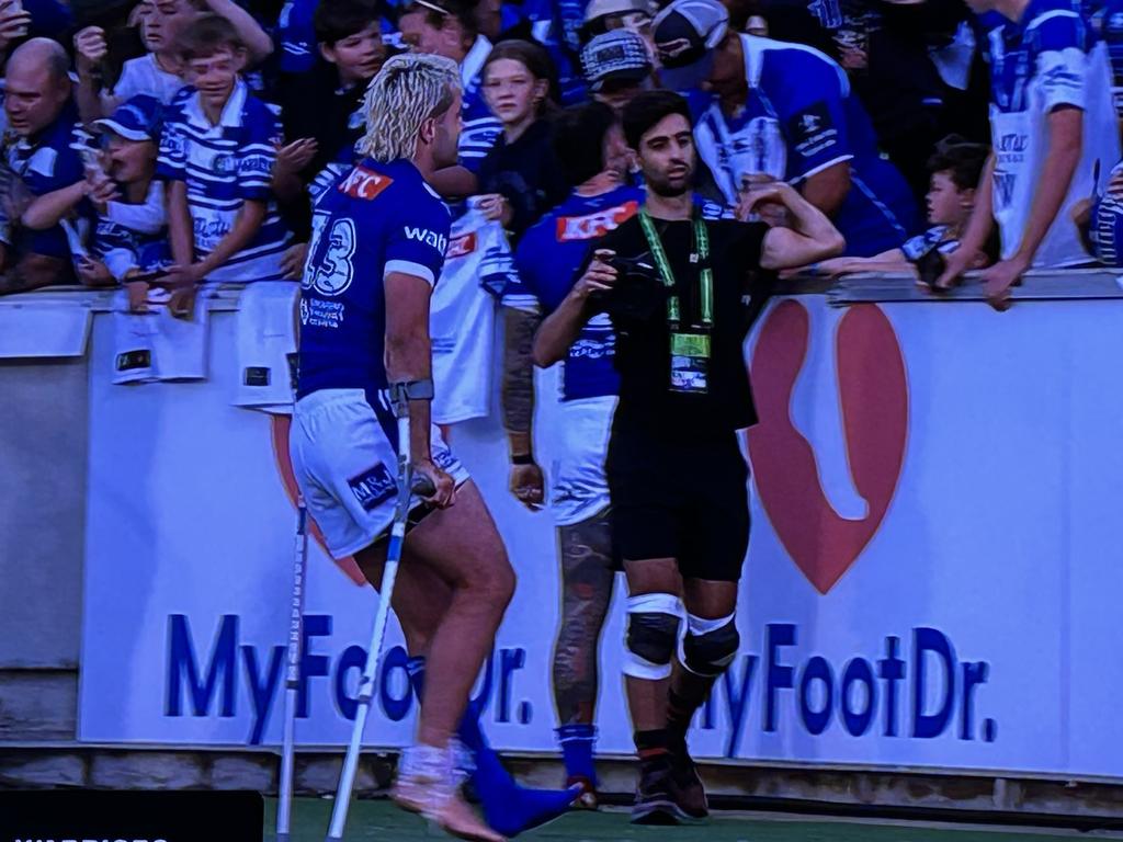 Jaeman Salmon on crutches. Picture: Fox League