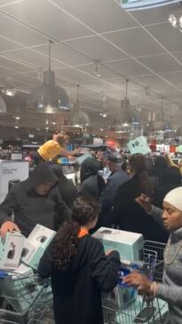 Aldi Special Buys draws huge crowd