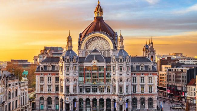 Experience the low countries in full flower on this cruise. Whether you're into wine or art, there's all sorts to keep you entertained