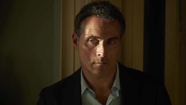 Rufus Sewell in The Father.