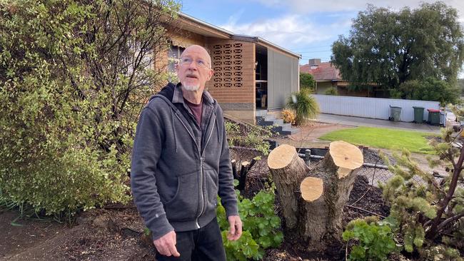 Resident Steven Laidlaw said he heard a loud explosion around 9.30pm. Picture: Gabriel Polychronis.