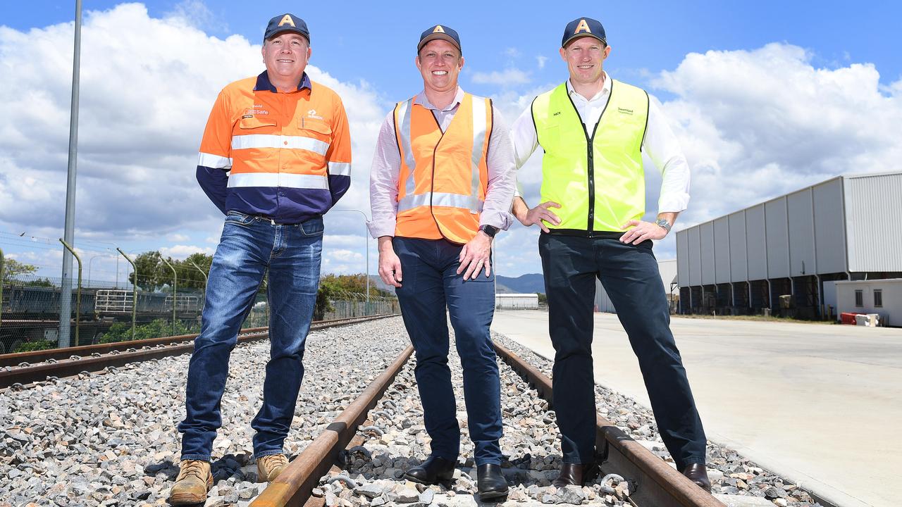 David Wright - GM Bulk East Aurizon, Steven Miles - Deputy Premier, Minister for State Development and Mick de Brenni - Minister for Energy, Renewables and Hydrogen at Aurizon Port Services for the hydrogen announcement. Picture: Shae Beplate.