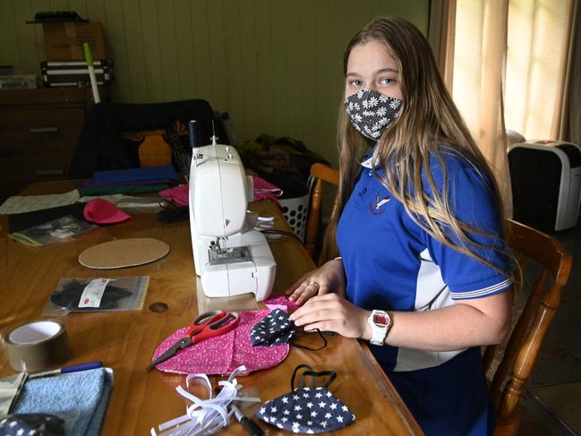 Toowoomba teen flooded with inquiries for handmade masks