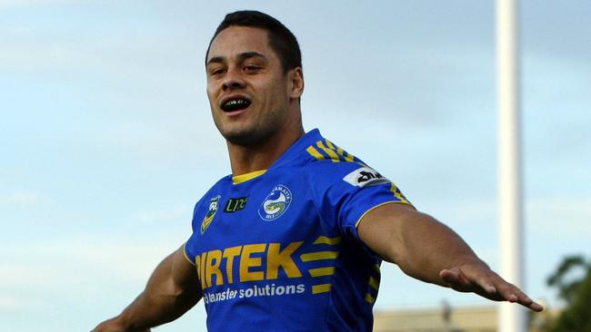 Jarryd Hayne hints at Fijian return