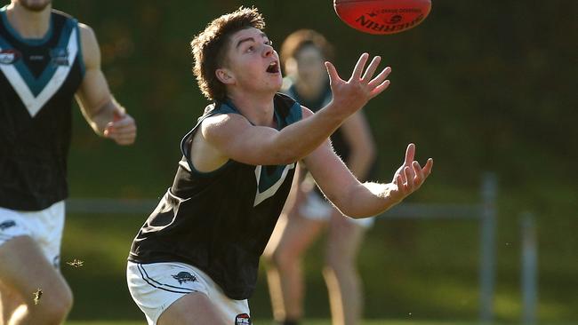 Bailey Macleod in action for Laurimar. Picture: Hamish Blair