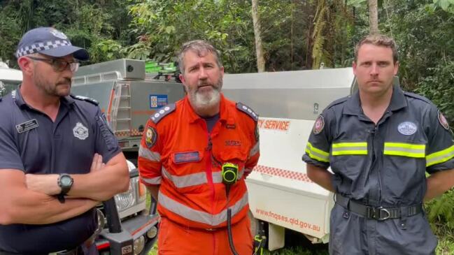 Emergency crew leaders at South Johnstone River campground