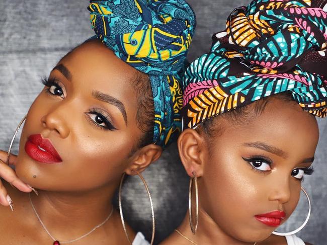 Ellarie Noel and daughter Zara model contour