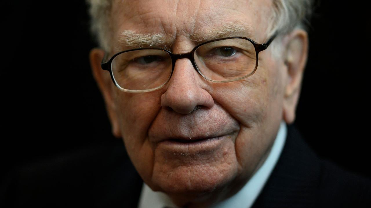 Warren Buffett investit 1,4 milliard de dollars dans la cryptographie après l’avoir qualifiée de “mort aux rats”