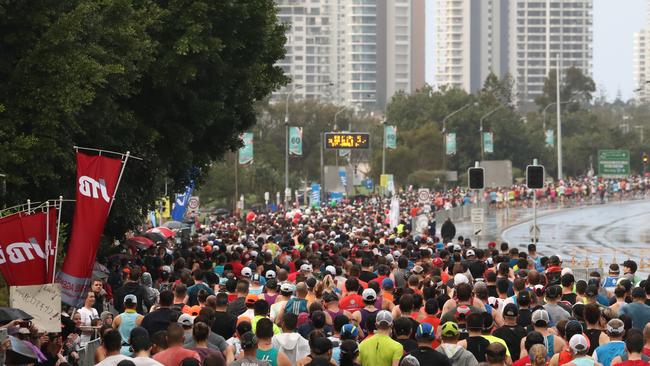 Competitors in the Gold Coast Marathon. Photograph : Jason O'Brien