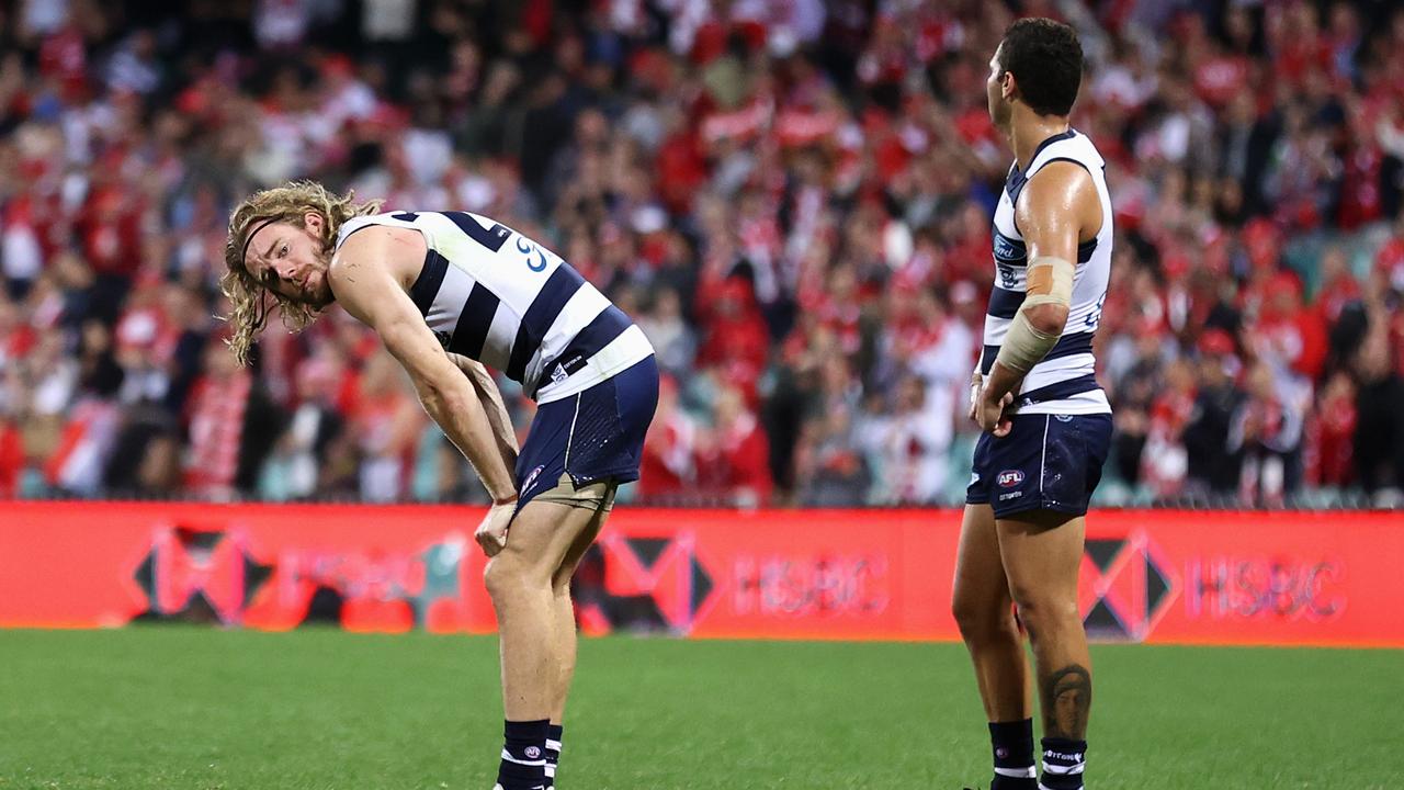 SYDNEY, AUSTRALIA - MAY 01: Cameron Guthrie of the Cats looks dejected after losing the round seven AFL match between the Sydney Swans and the Geelong Cats at Sydney Cricket Ground on May 01, 2021 in Sydney, Australia. (Photo by Cameron Spencer/Getty Images)