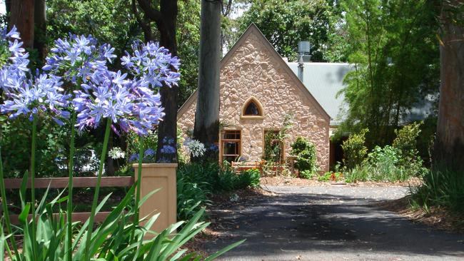 Witches Falls Cottages at Tamborine Mountain