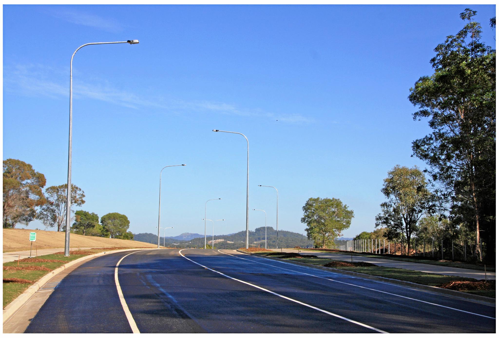 Peter Crosby Way, the gateway to Palmview's largest master-planned community, Harmony. Picture: Erle Levey