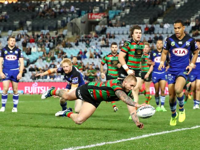 Aaron Gray scores for the Rabbitohs.