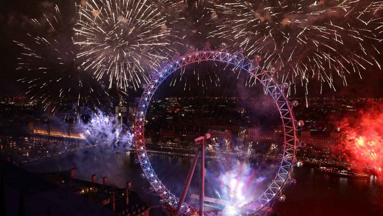 Up to 12 tons of fireworks to bring in the New Year on London’s River Thames | news.com.au