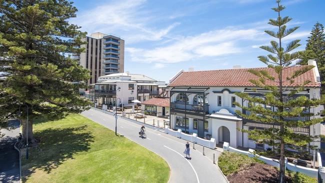 The Glenelg Seawall apartments that would be demolished to make way for Chasecrown's $165 million apartment building. Picture: Supplied/Karen DeCean