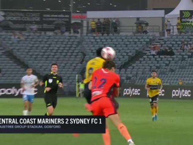 Sydney keeper sent-off against Mariners