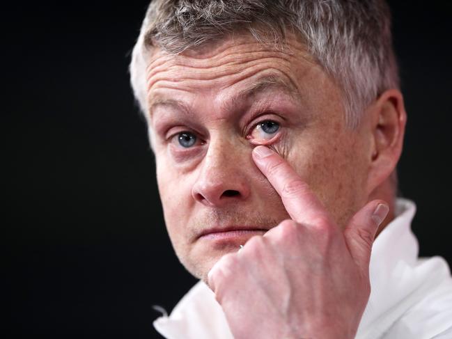 LEICESTER, ENGLAND - MARCH 21: Ole Gunnar Solskjaer, Manager of Manchester United reacts after the Emirates FA Cup Quarter Final  match between Leicester City and Manchester United at The King Power Stadium on March 21, 2021 in Leicester, England. Sporting stadiums around the UK remain under strict restrictions due to the Coronavirus Pandemic as Government social distancing laws prohibit fans inside venues resulting in games being played behind closed doors.  (Photo by Alex Pantling/Getty Images)