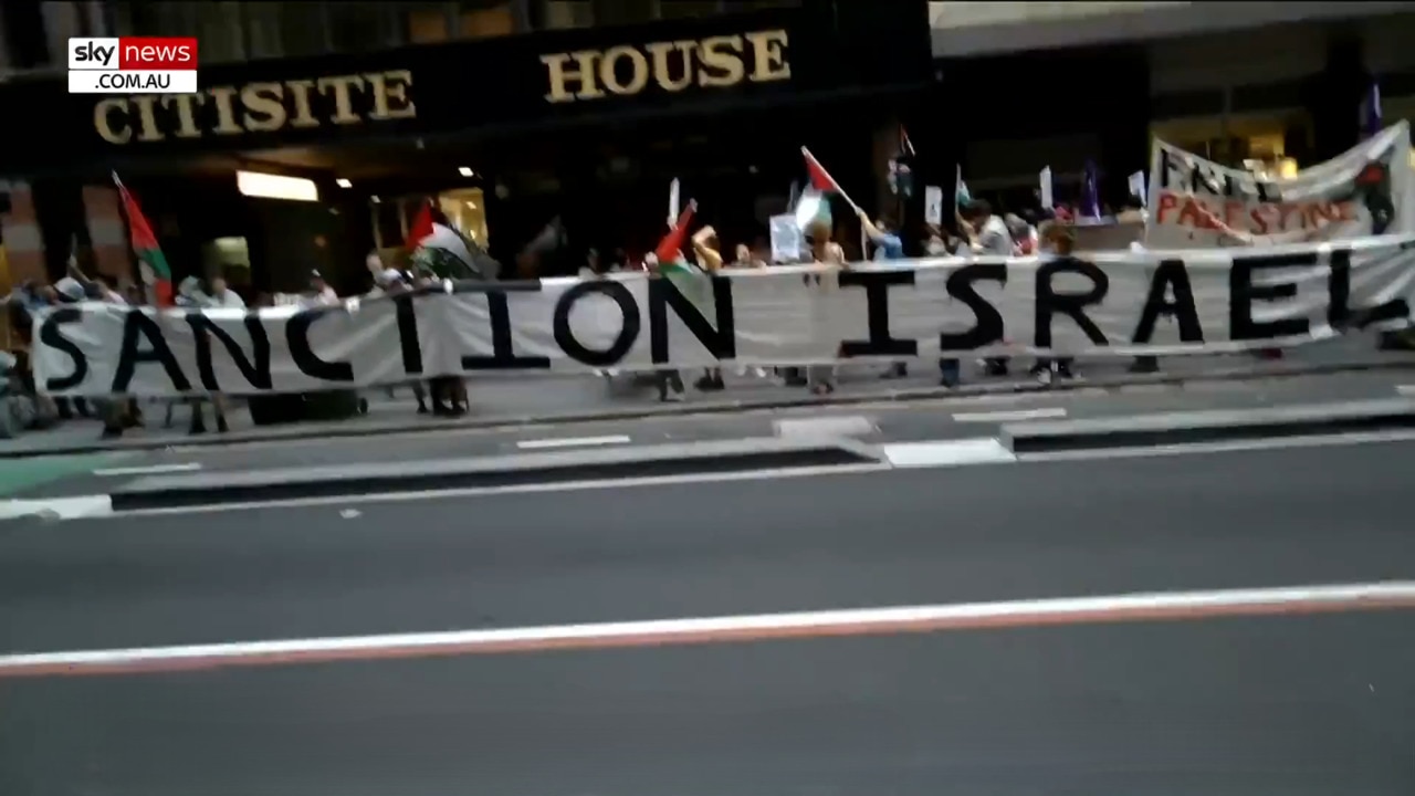 ‘A time and place’: Pro-Palestine protest outside Sydney’s Great Synagogue was ‘wrong’