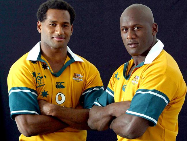 JUNE 5, 2003 : Wallabies' Wendell Sailor (R) and Lote Tuqiri in Sydney, 05/06/03. Pic Gregg Porteous.Rugby Union