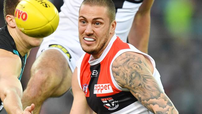 Nathan Wright of the Saints during the Round 16 AFL match between the Port Adelaide Power and the St Kilda Saints at Adelaide Oval in Adelaide, Saturday, July 7, 2018. (AAP Image/David Mariuz) NO ARCHIVING, EDITORIAL USE ONLY