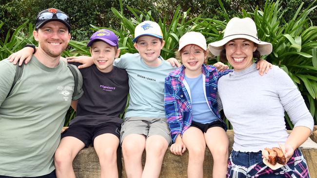 Chris Stewart with his children, Fletcher, Finn and Frankie and his wife, Shannon Stewart. Meatstock Festival, Toowoomba showgrounds. April 2022