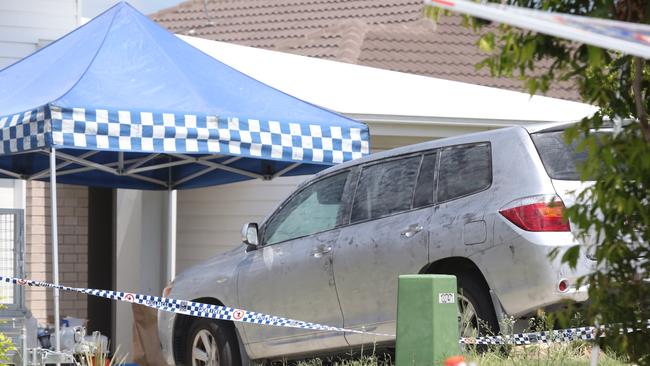 A domestic violence crime scene in Pimpama. Pic Jono Searle.