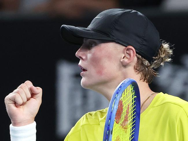 MELBOURNE, JANUARY 18, 2025: 2025 Australian Open Tennis, Day Seven. Cruz Hewitt (AUS) in action against MooBeen Kim (KOR).  Picture: Mark Stewart