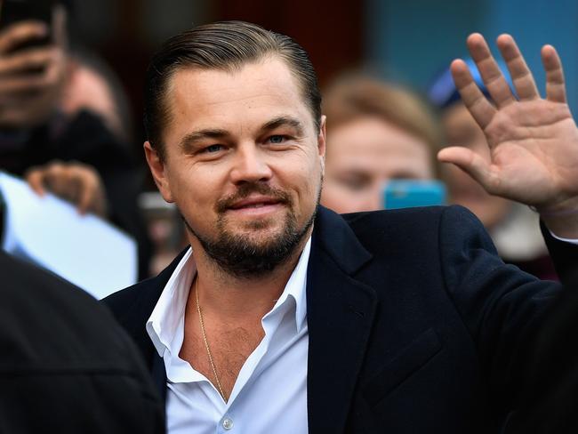 EDINBURGH, SCOTLAND - NOVEMBER 17:  Hollywood actor Leonardo DiCaprio arrives at Home restaurant during his first visit on November 17, 2016 in Edinburgh, Scotland. The Oscar winning actor is in Edinburgh to speak at the Scottish Business Awards at the Edinburgh International Conference Centre.  (Photo by Jeff J Mitchell/Getty Images)