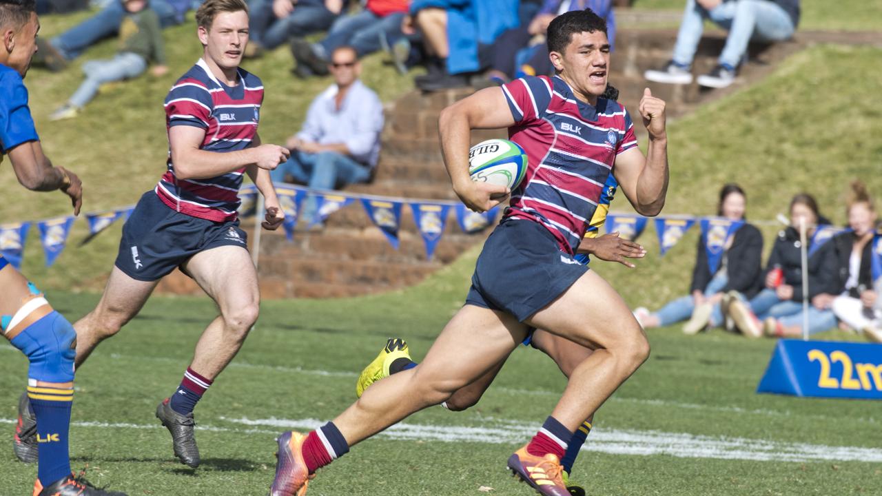 JoJo Fifita playing GPS rugby union