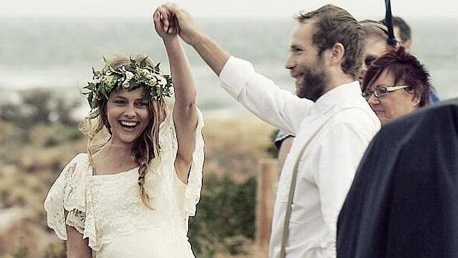 South Australian Born Actress Teresa Palmer Marries Mark Webber In Mexico Daily Telegraph